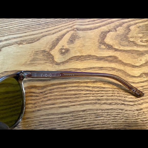 Stax by Vonzipper Sunglasses Oyster/Light Green - Picture 4 of 7